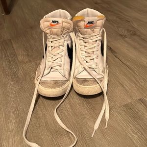 Nike Blazer Mid ‘77